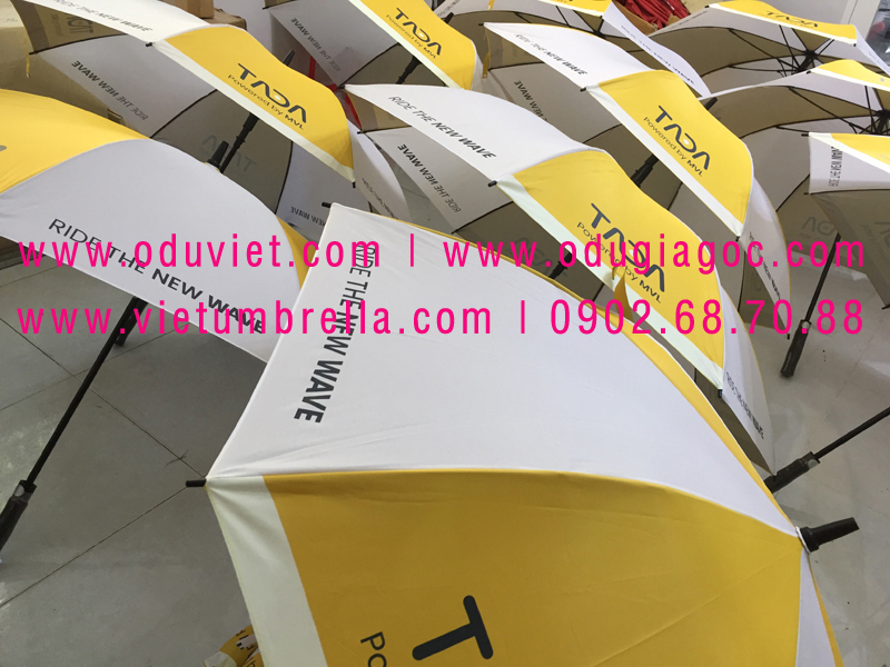 xưởng sản xuất ô dù cầm tay in logo quảng cáo